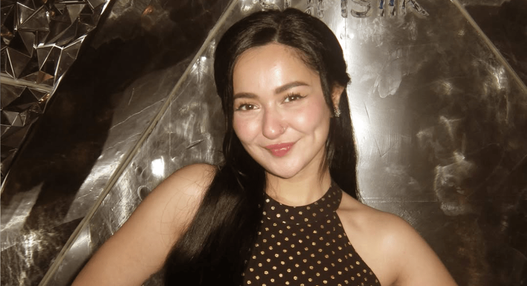 Hania Amir Hania Amir